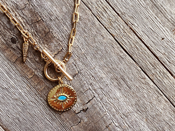 Turquoise Eye Front Clasp Necklace